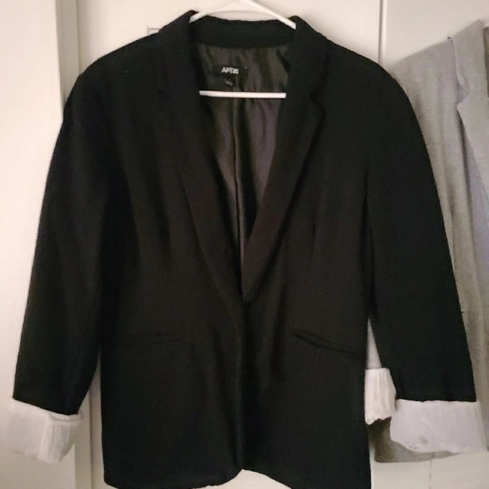 Apt. 9 Black Blazer